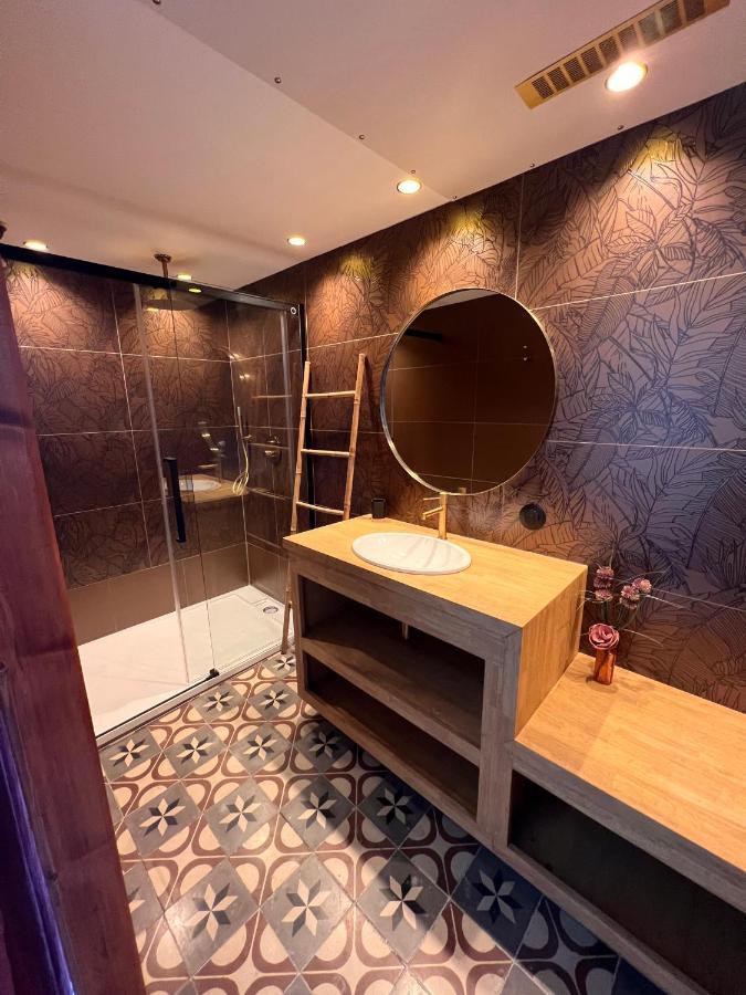 Les Baroudeurs De Saint Jean Bed & Breakfast ภายนอก รูปภาพ