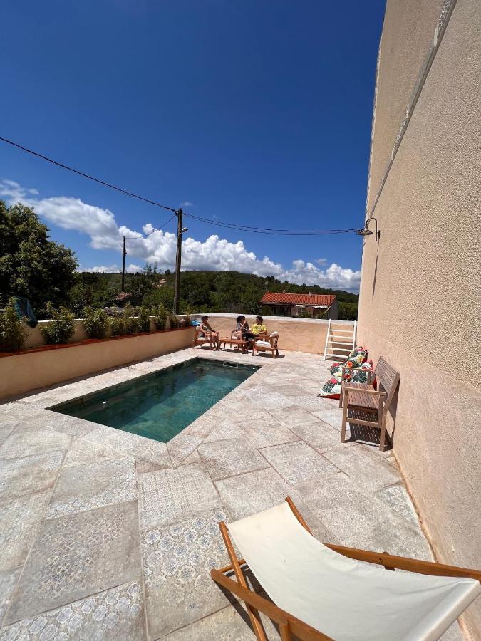 Les Baroudeurs De Saint Jean Bed & Breakfast ภายนอก รูปภาพ