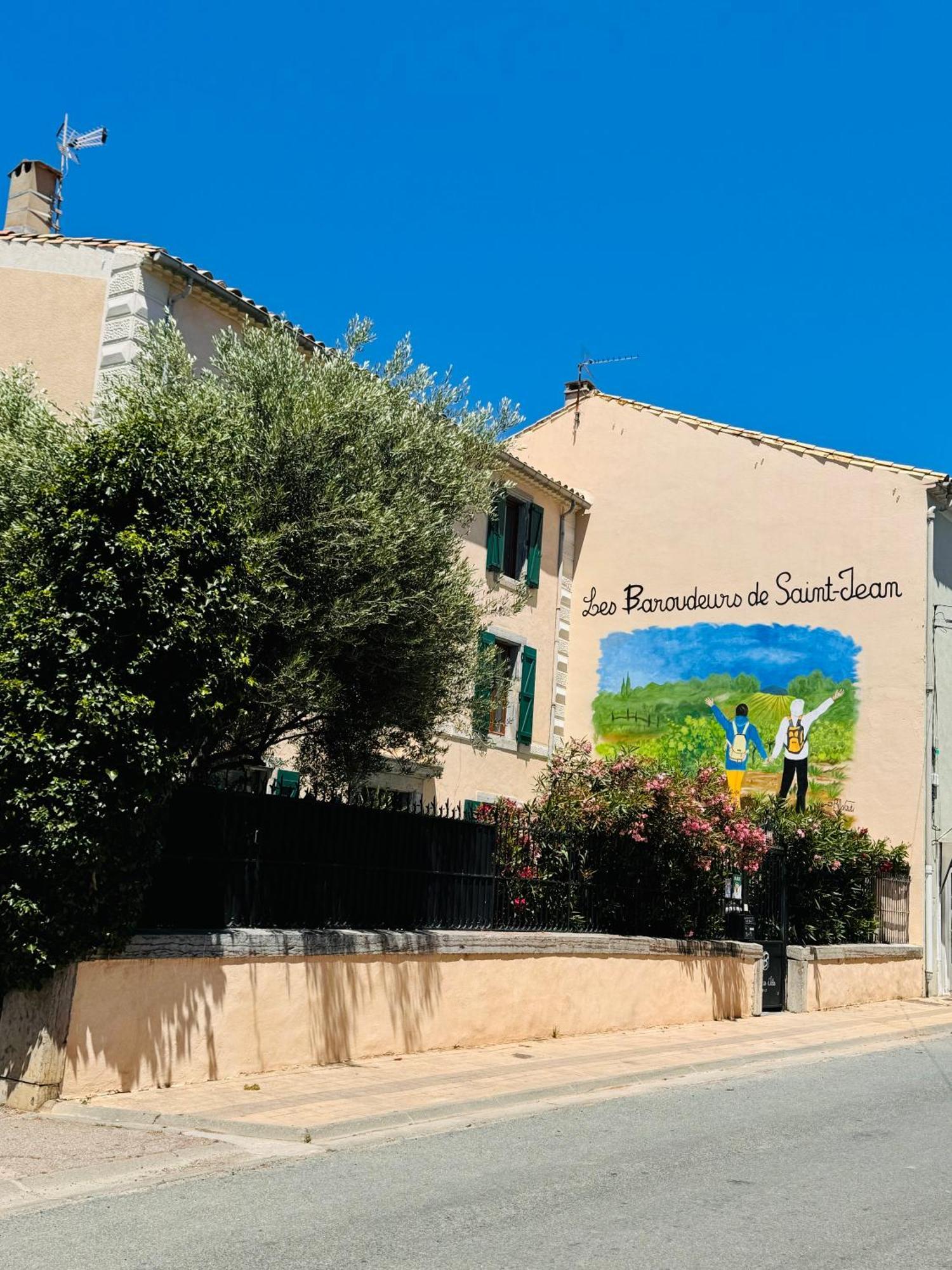 Les Baroudeurs De Saint Jean Bed & Breakfast ภายนอก รูปภาพ