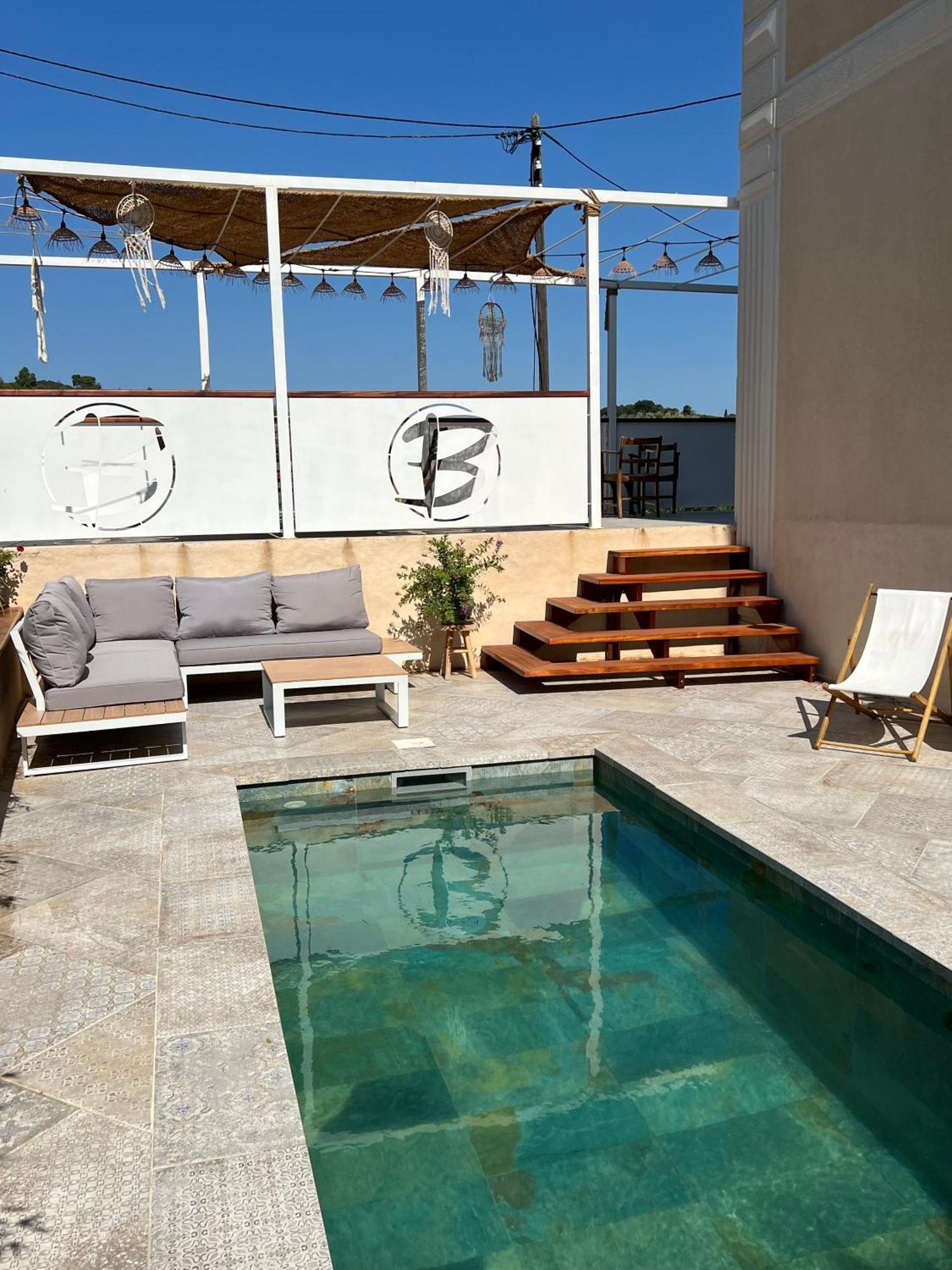 Les Baroudeurs De Saint Jean Bed & Breakfast ภายนอก รูปภาพ