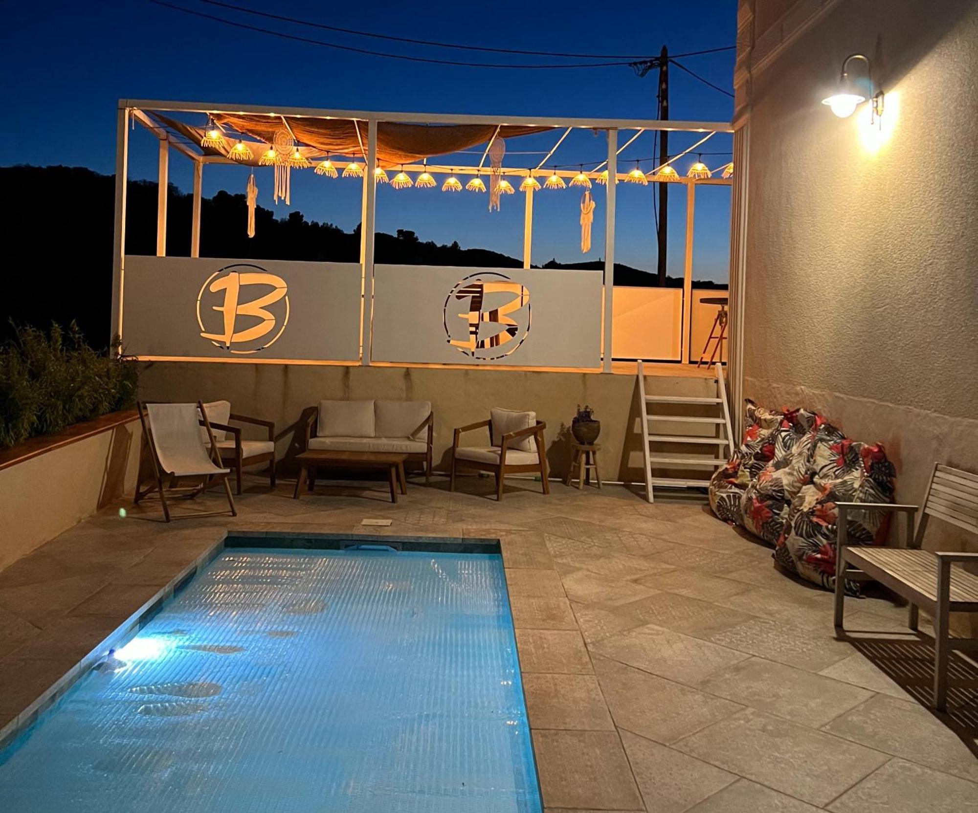 Les Baroudeurs De Saint Jean Bed & Breakfast ภายนอก รูปภาพ